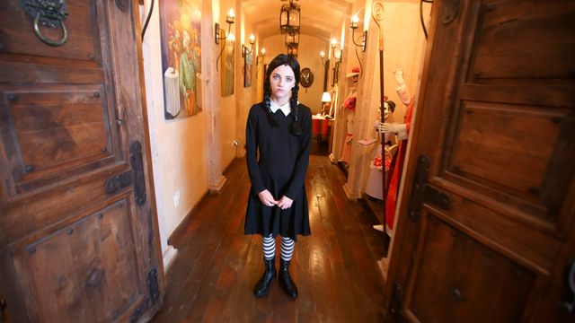 Awesome angels Audrey Noir and Kate Bloom are getting fucked