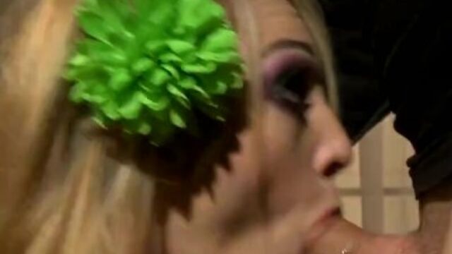 Pornografía de la sensacional Dane y Lily de rubia 