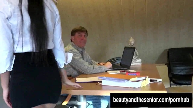 Bella Beretta's pussy fuck video by Grand Dadz