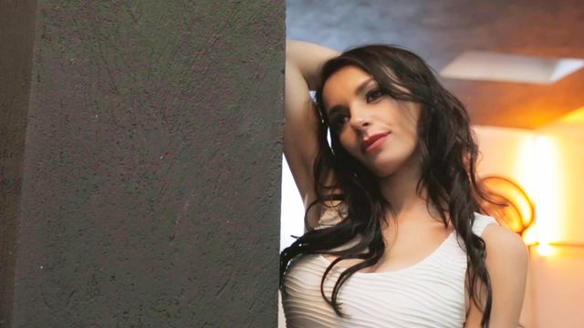 Jacquie & Michel - Missionar Trailer