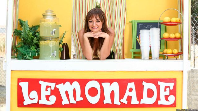 Porno cul ferme de Charlotte