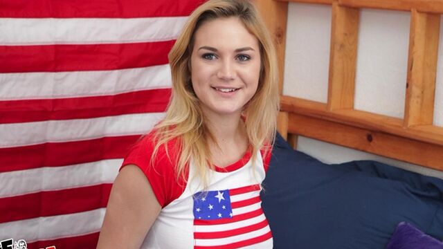 American hottie Courtney Shea nicely fucked in the doggy style