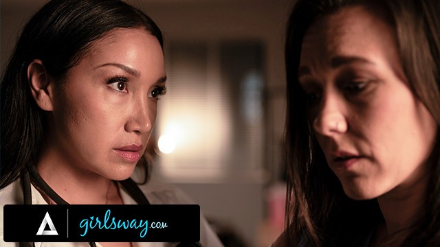 Fantastic Sinn Sage and Vicki Chase at big ass trailer