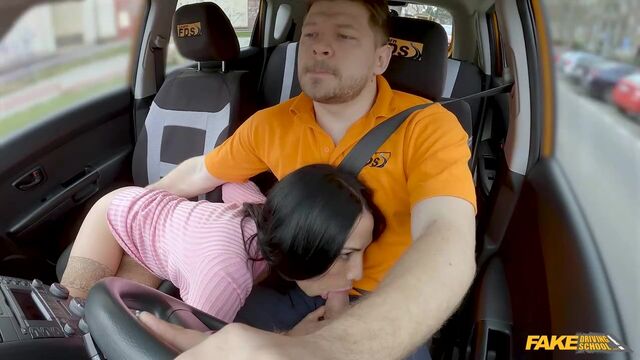 Regardez contenu x de la parfaite Giulia Diamond