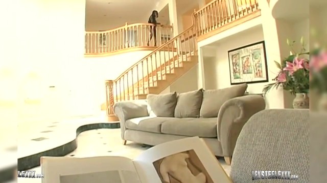 Scena cicciona con deliziosa Kelly Star e Lex Steele di LexSteele XXX