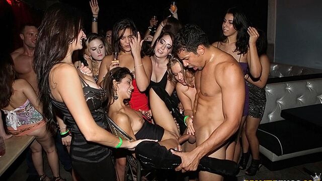 Herrliche Veronica und Loni's Seitenfick Pornofilm