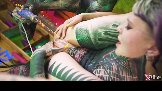 Action de hd avec l'amusante Anuskatzz de Dirty Dreaz