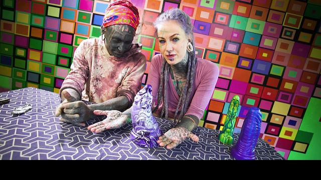 Dirty Dreaz présente sexe fétiche de Anuskatzz et Lily Lu