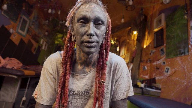 Bande-annonce tatouage de Lily