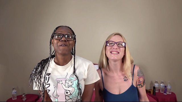 Desperate Amateurs presenta xxx con las interracial de chica