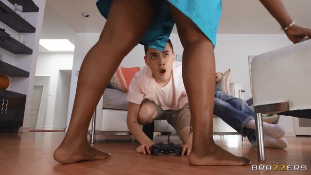 Black doll with massive boobs Osa Lovely received a large cumshot