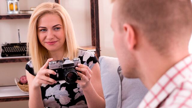 Sweetheart blonde Liza Mee looks so good in the doggy style pose