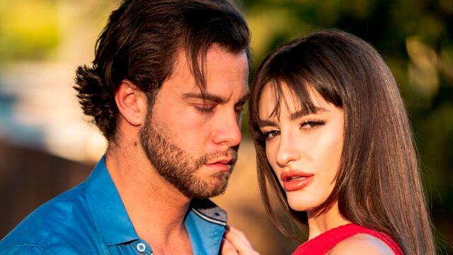 Gorgeous young busty brunette Mia Taylor fucked in the doggy style