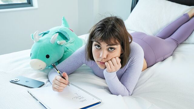 Xxx de cabello corto con Lilith