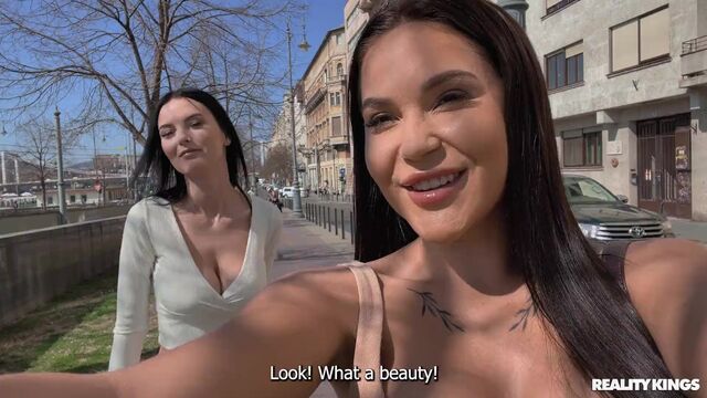 Playful busty babe Simon Kitty fucks with her slutty gf