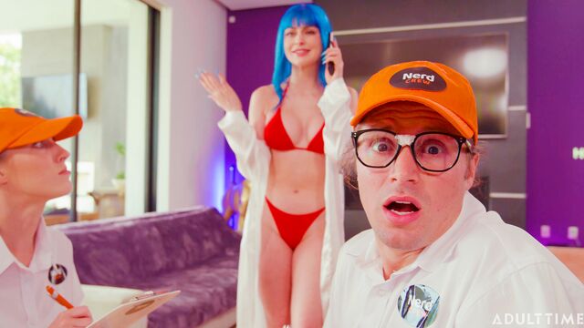 Aesthetic babes Cadence Lux and Jewelz Blu love FFM sex